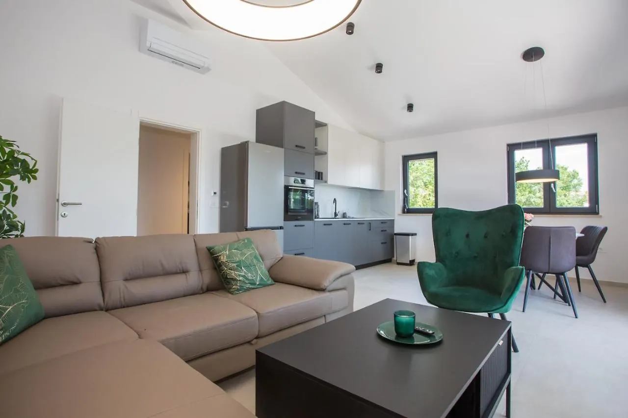 Villa Mia بوريتش